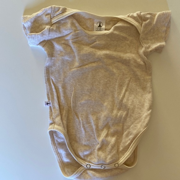 O’Lou oatmeal onesie 12-24M - Picture 1 of 4